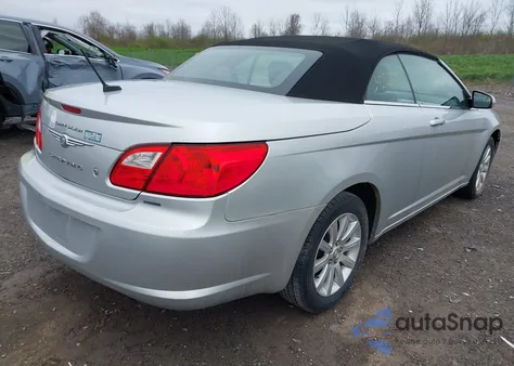 2010 Chrysler Sebring Touring z USA, uszkodzony, nr VIN 1C3BC5ED9AN164509
